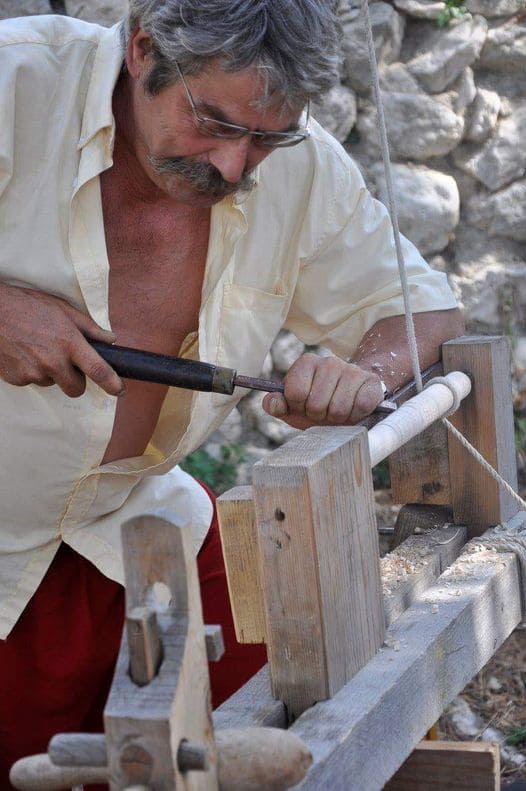 B. Salenson sur tour médiéval